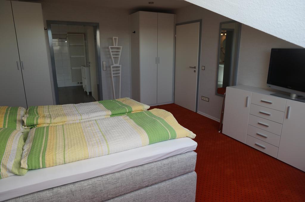 Haus Delphin Hotell Bad Wildungen Exteriör bild